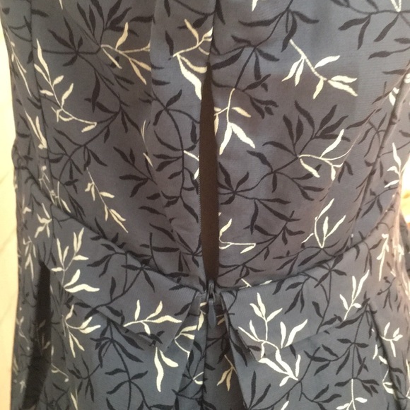 Gap - Picture 5 of 7